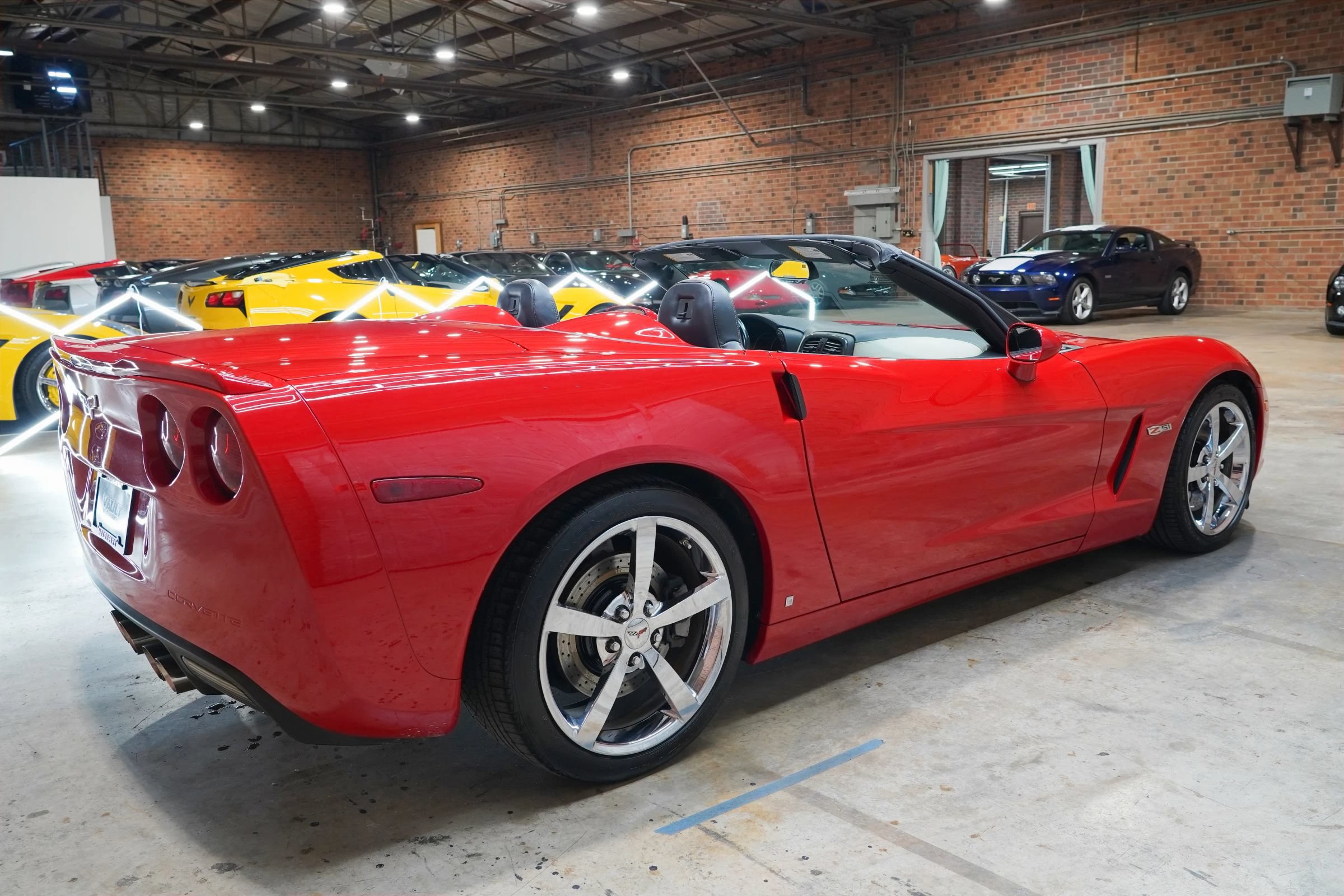 Used 2008 Chevrolet Corvette Convertible w/ Preferred Equipment Group RWD image 36