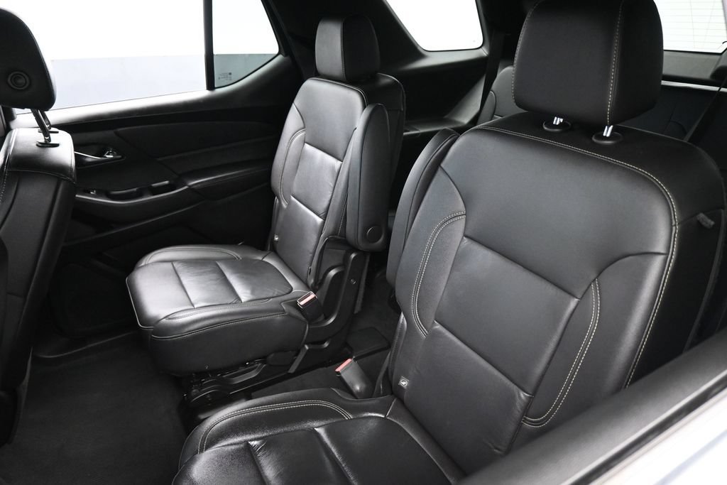 Used 2022 Chevrolet Traverse LT AWD/4WD image 40