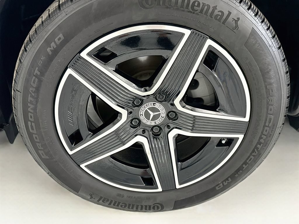Certified 2026 Mercedes-Benz GLC 300 image 29