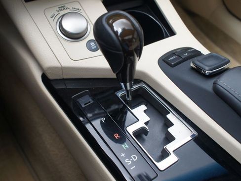 Used 2015 Lexus ES 350 w/ Luxury Package FWD image 11