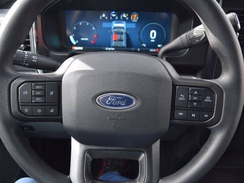 New 2026 Ford F250 XLT w/ XLT Premium Package image 9