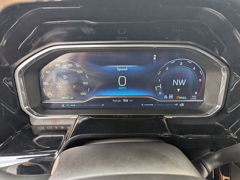 Used 2024 Chevrolet Silverado 3500 High Country w/ High Country Premium Package image 35