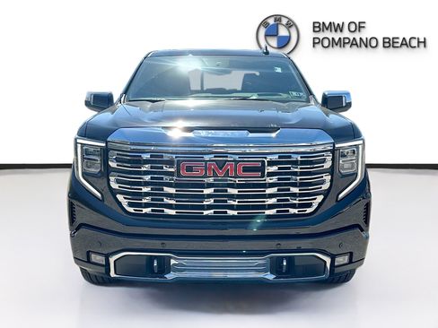 Used 2025 GMC Sierra 1500 Denali image 2
