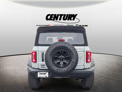 Used 2023 Ford Bronco Badlands w/ Sasquatch Package image 5