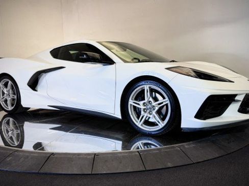 Used 2023 Chevrolet Corvette 3LT w/ Z51 Performance Package image 17