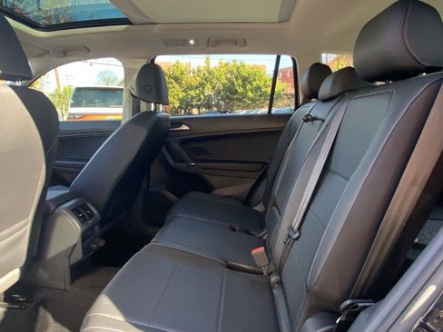 Certified 2020 Volkswagen Tiguan SEL image 19