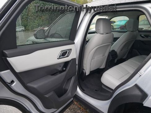 Used 2025 Land Rover Range Rover Velar Dynamic SE image 14