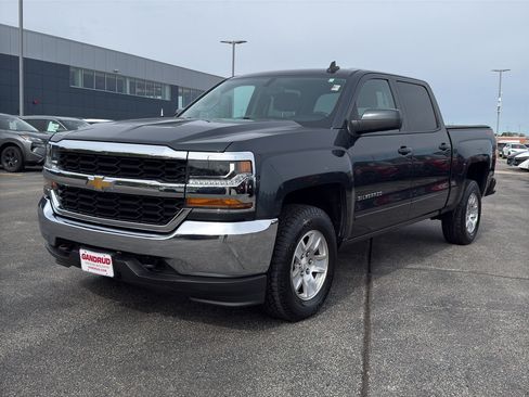 Used 2018 Chevrolet Silverado 1500 LT AWD/4WD image 3