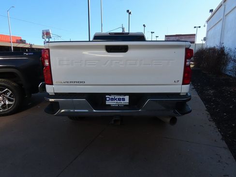 Used 2023 Chevrolet Silverado 2500 LT w/ Convenience Package image 6