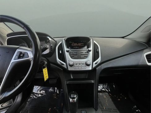 Used 2017 GMC Terrain SLT FWD image 11