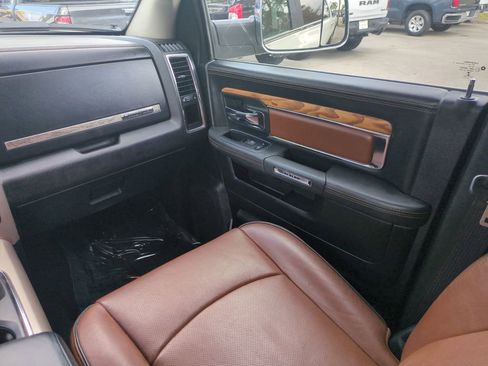 Used 2018 RAM 2500 Longhorn image 18