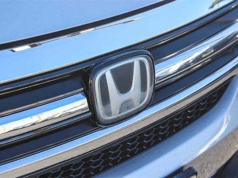 Used 2017 Honda Pilot Elite image 17