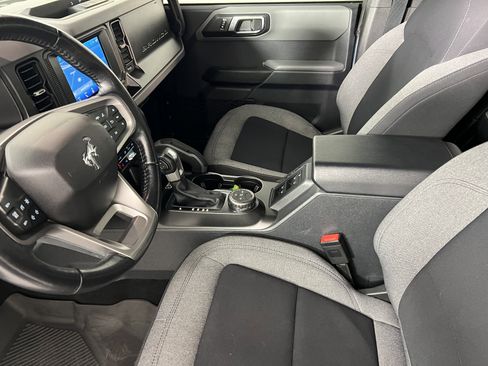 Used 2023 Ford Bronco Big Bend image 4