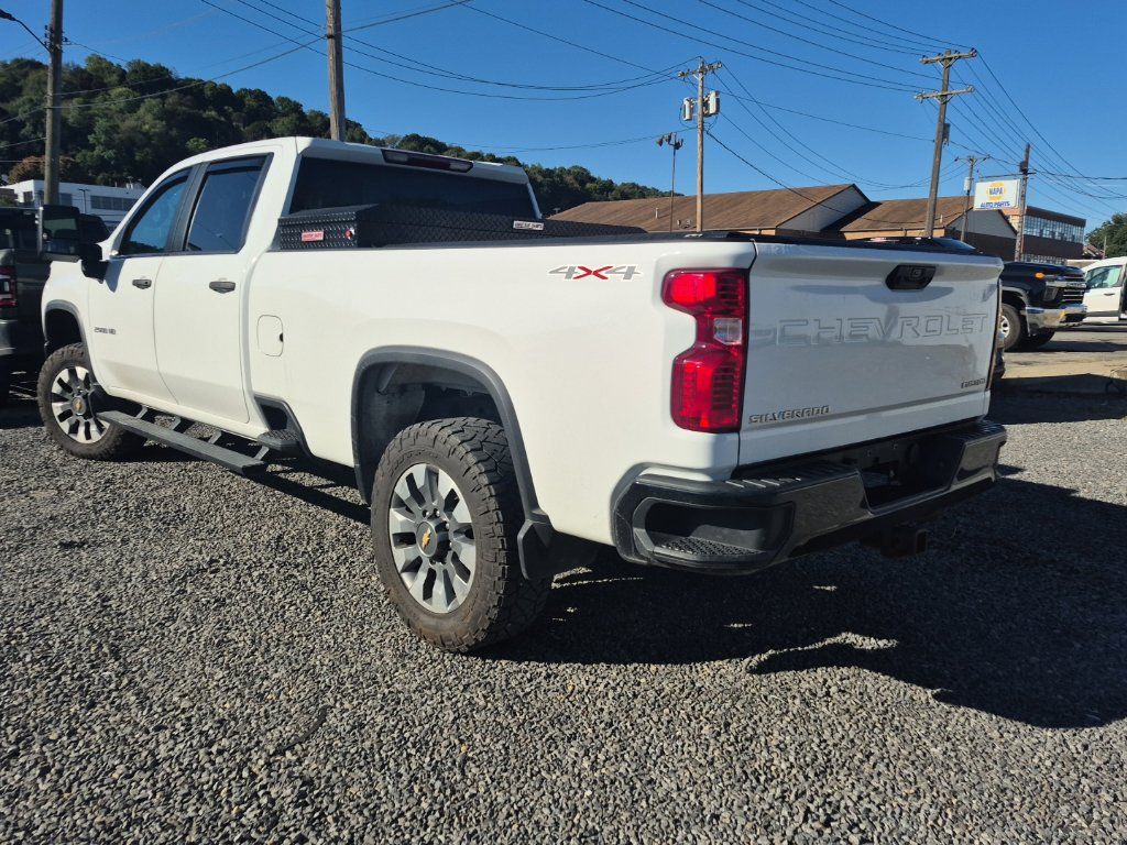 Used 2022 Chevrolet Silverado 2500 Custom w/ Custom Value Package AWD/4WD image 5