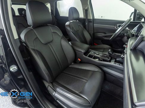 Used 2024 Kia Sorento S AWD/4WD image 42