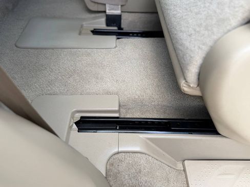 Used 2010 Toyota Highlander Limited AWD/4WD image 68