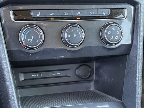 Used 2024 Volkswagen Tiguan Wolfsburg Edition image 18