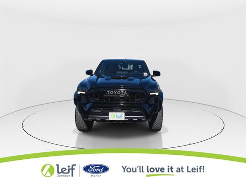 Used 2025 Toyota Tacoma TRD Pro image 3