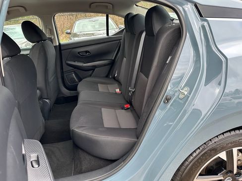 Used 2024 Nissan Sentra SV image 9