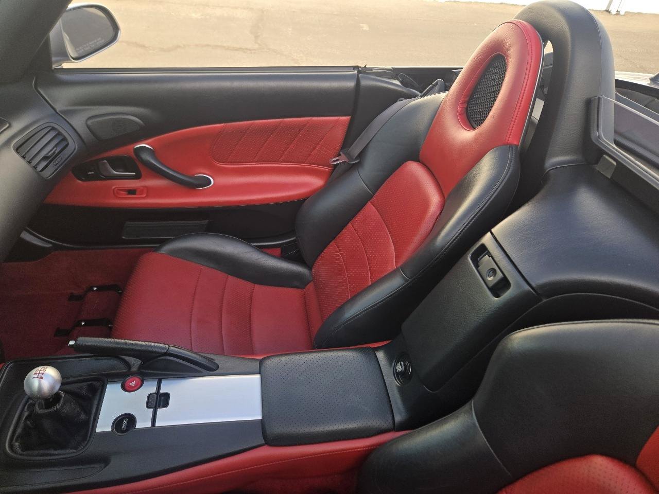 Used 2004 Honda S2000 image 28