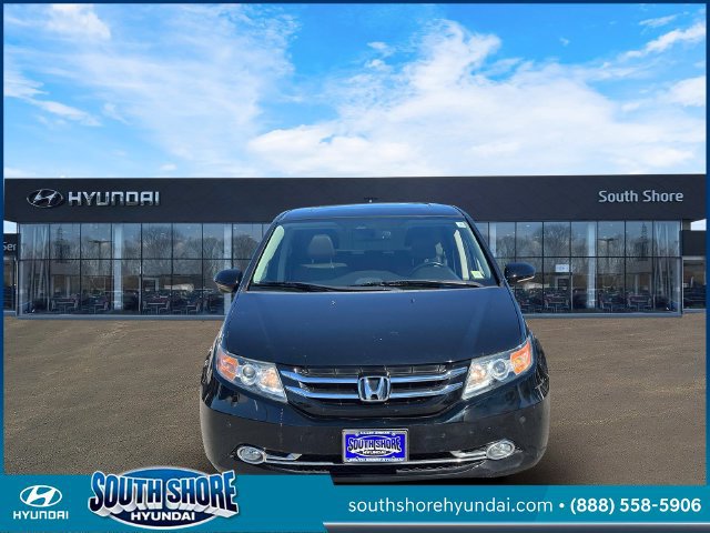 Used 2016 Honda Odyssey Touring Elite image 2
