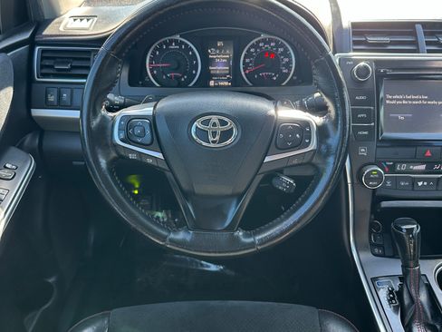 Used 2015 Toyota Camry XSE FWD image 14