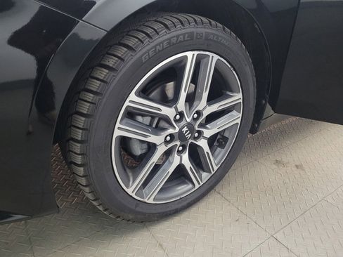 Used 2019 Kia Forte S w/ S Premium Package FWD image 31