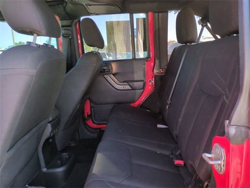 Used 2018 Jeep Wrangler Unlimited Sport S image 15