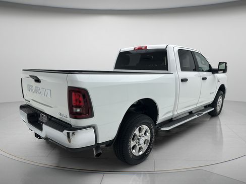 Used 2025 RAM 2500 Big Horn AWD/4WD image 5