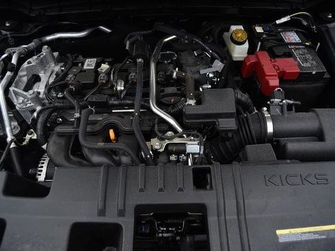 New 2025 Nissan Kicks SR image 28