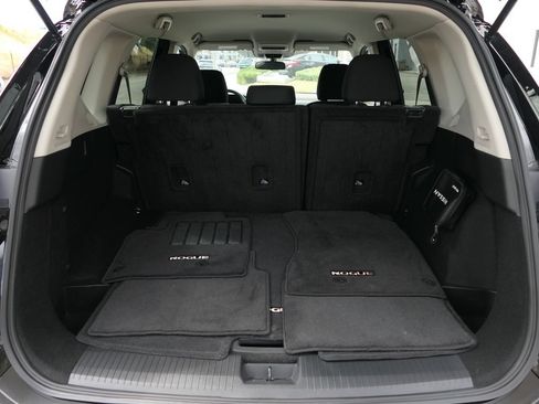 Used 2023 Nissan Rogue S FWD image 21