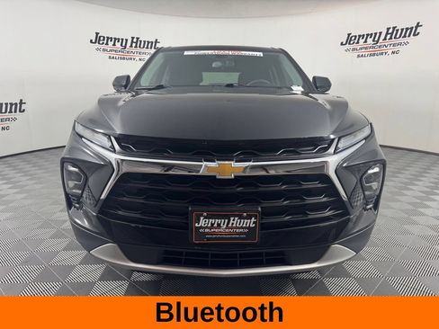 Used 2024 Chevrolet Blazer LT FWD image 4
