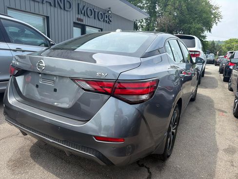 Used 2022 Nissan Sentra SV FWD image 6