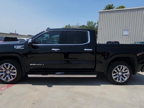 Certified 2025 GMC Sierra 1500 Denali w/ Denali Reserve Package AWD/4WD image 31