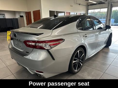Used 2018 Toyota Camry XSE w/ Driver Assist Package FWD image 9