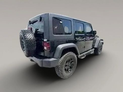 Used 2012 Jeep Wrangler Unlimited Rubicon w/ Connectivity Group AWD/4WD image 9