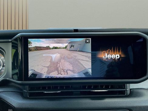 New 2026 Jeep Gladiator Sport AWD/4WD image 12