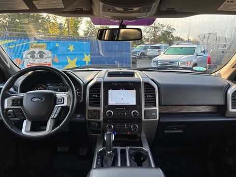 Used 2018 Ford F150 Lariat w/ Equipment Group 501A Mid AWD/4WD image 20