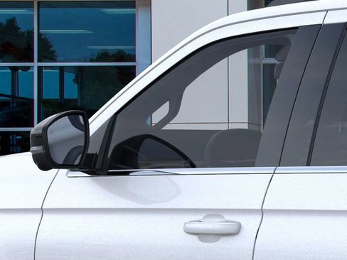 New 2025 Ford Expedition Active image 20