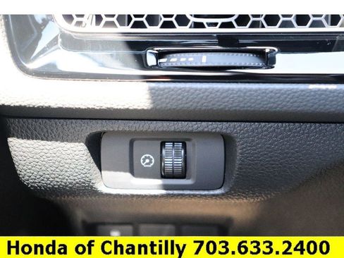 Used 2025 Honda Civic Sport image 14