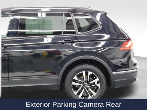 Used 2024 Volkswagen Tiguan S image 8