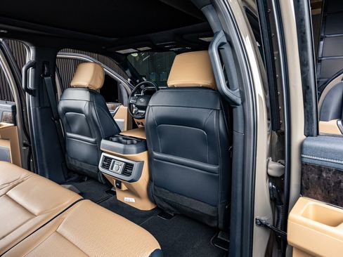 Used 2026 Ford F450 Lariat image 32