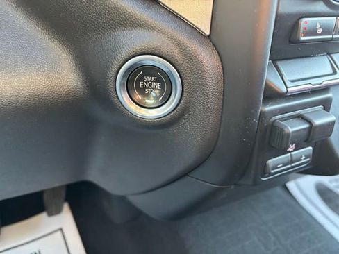 Used 2021 GMC Sierra 1500 Elevation image 19