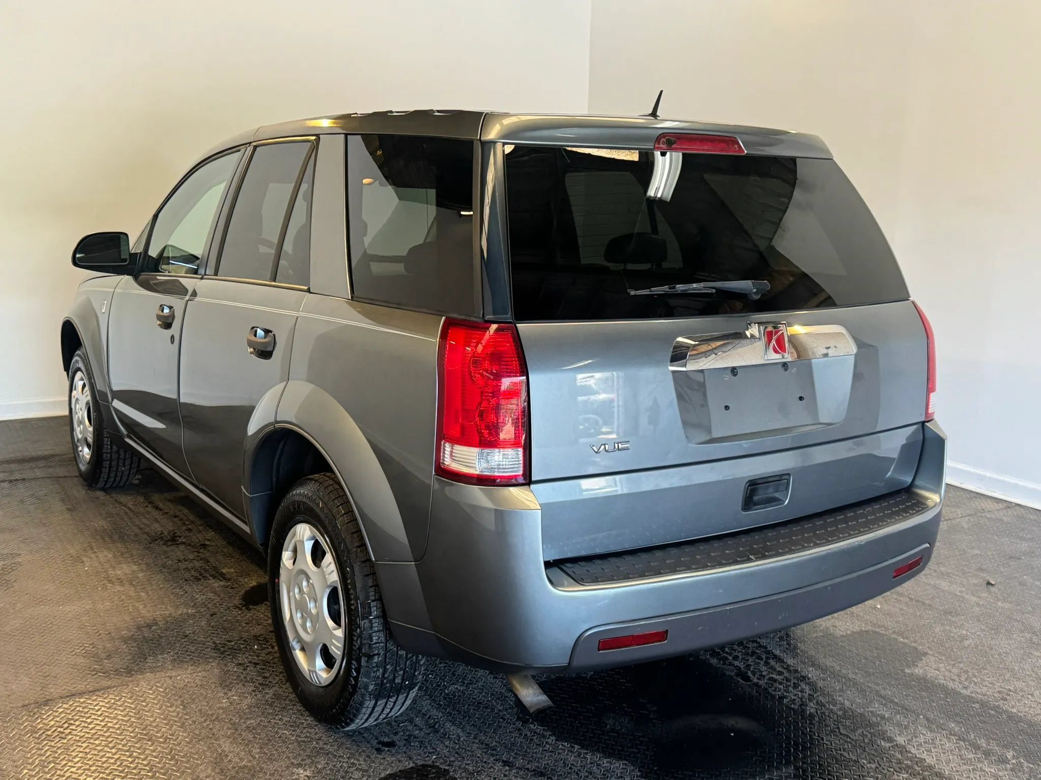 Used 2006 Saturn Vue 2WD w/ Comfort Pkg image 4