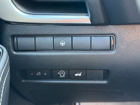 New 2026 Nissan Rogue SV image 30