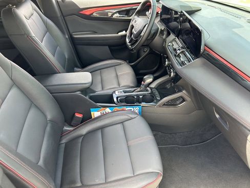 Used 2026 Chevrolet TrailBlazer RS w/ Convenience Package FWD image 12