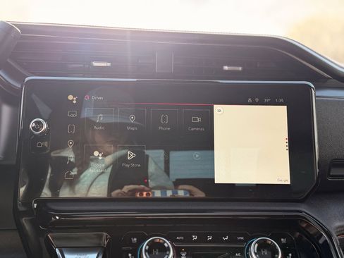 Used 2024 GMC Sierra 2500 AT4 w/ AT4 Premium Plus Package image 21