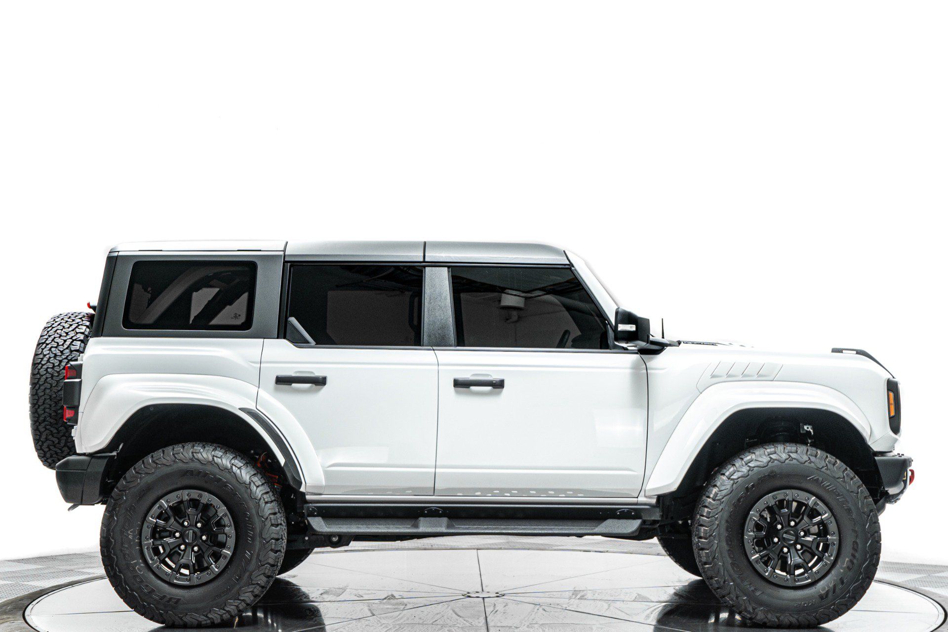 Used 2024 Ford Bronco Raptor AWD/4WD image 2
