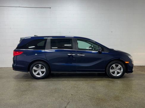 Used 2019 Honda Odyssey EX-L image 2