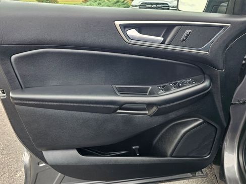 Used 2024 Ford Edge SEL image 13